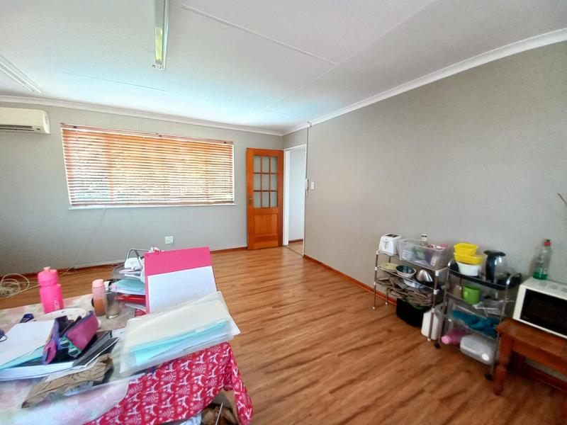 4 Bedroom Property for Sale in Marais Steyn Park Gauteng