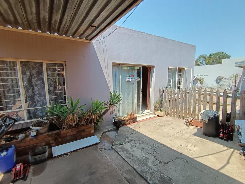 3 Bedroom Property for Sale in Symhurst Gauteng