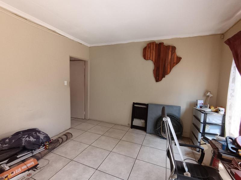 3 Bedroom Property for Sale in Symhurst Gauteng