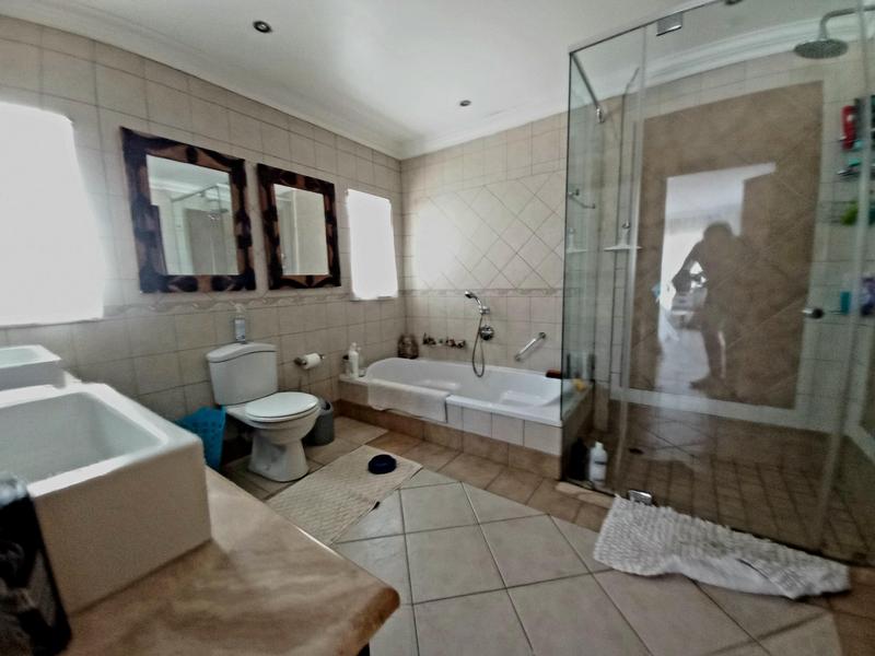 4 Bedroom Property for Sale in Edenvale Gauteng