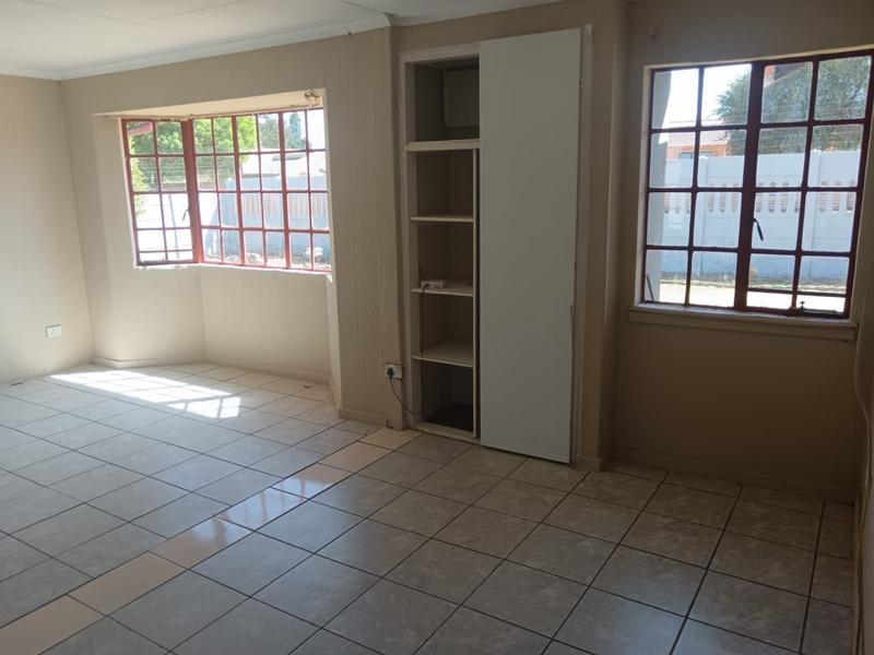 3 Bedroom Property for Sale in Leachville Gauteng