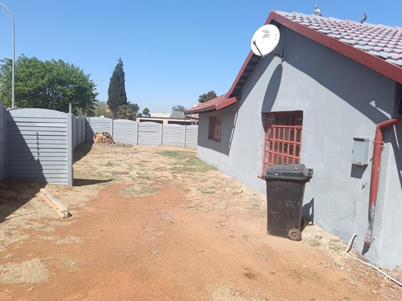 3 Bedroom Property for Sale in Leachville Gauteng