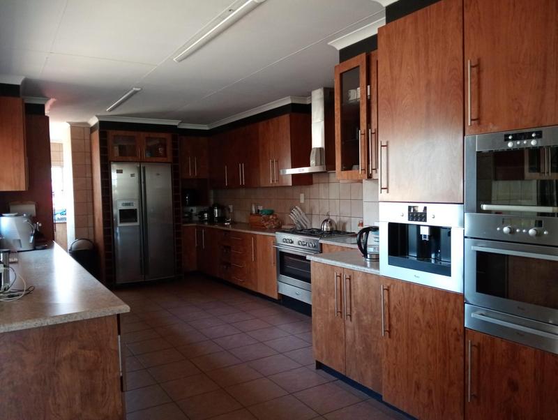 5 Bedroom Property for Sale in Krugersdorp Gauteng