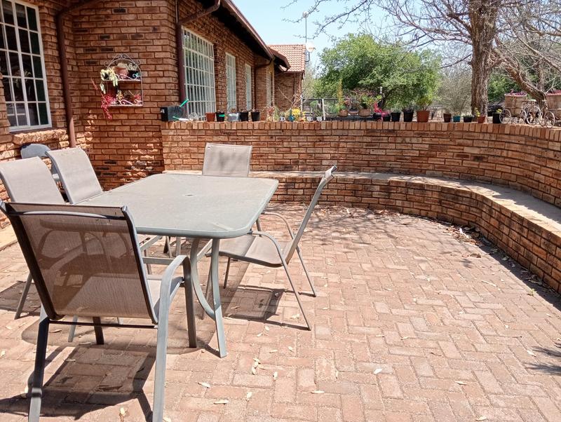 5 Bedroom Property for Sale in Krugersdorp Gauteng