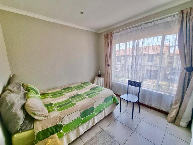 3 Bedroom Property for Sale in Annlin Gauteng