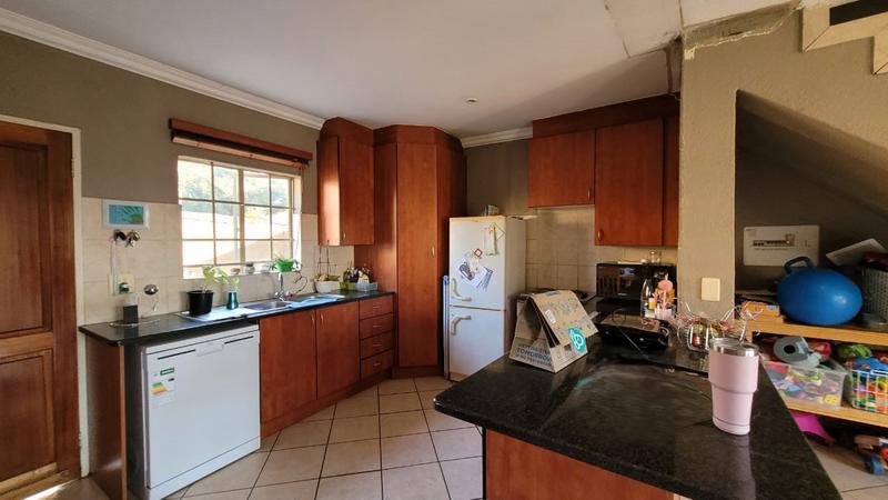 3 Bedroom Property for Sale in Annlin Gauteng