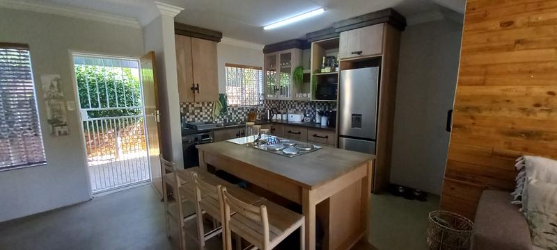 2 Bedroom Property for Sale in Annlin Gauteng