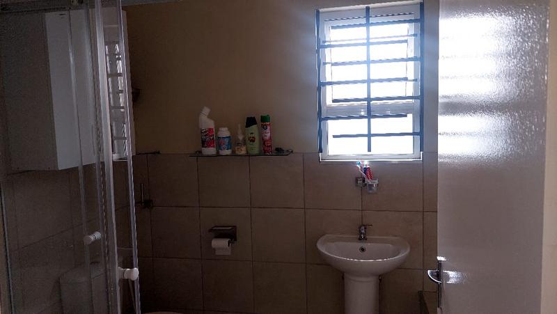 2 Bedroom Property for Sale in Kirkney Gauteng