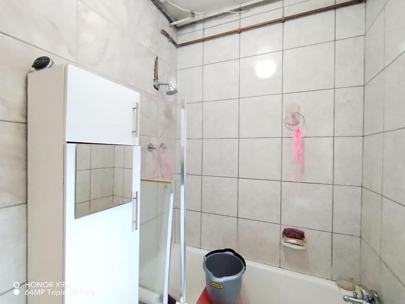 1 Bedroom Property for Sale in Benoni Gauteng