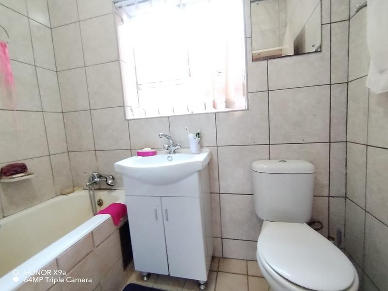 1 Bedroom Property for Sale in Benoni Gauteng