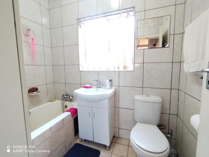 1 Bedroom Property for Sale in Benoni Gauteng