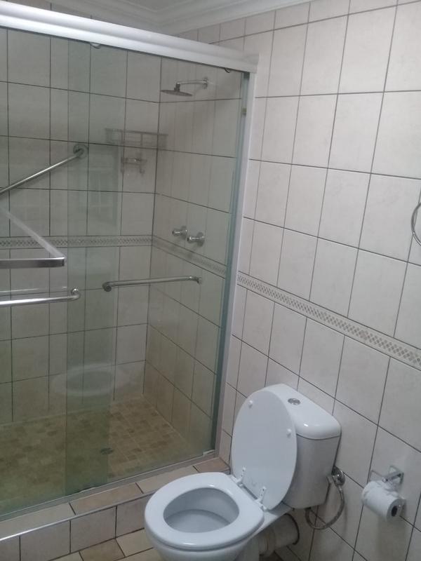 To Let 3 Bedroom Property for Rent in Hurlyvale Gauteng