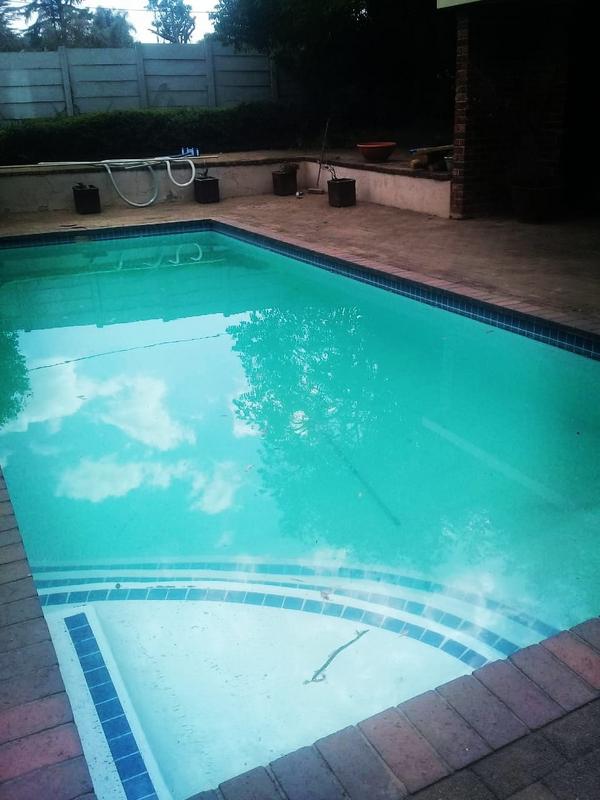 To Let 1 Bedroom Property for Rent in Sandringham Gauteng