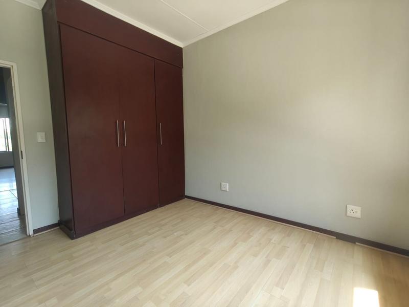 To Let 2 Bedroom Property for Rent in Sunninghill Gauteng