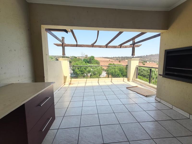 To Let 2 Bedroom Property for Rent in Sunninghill Gauteng