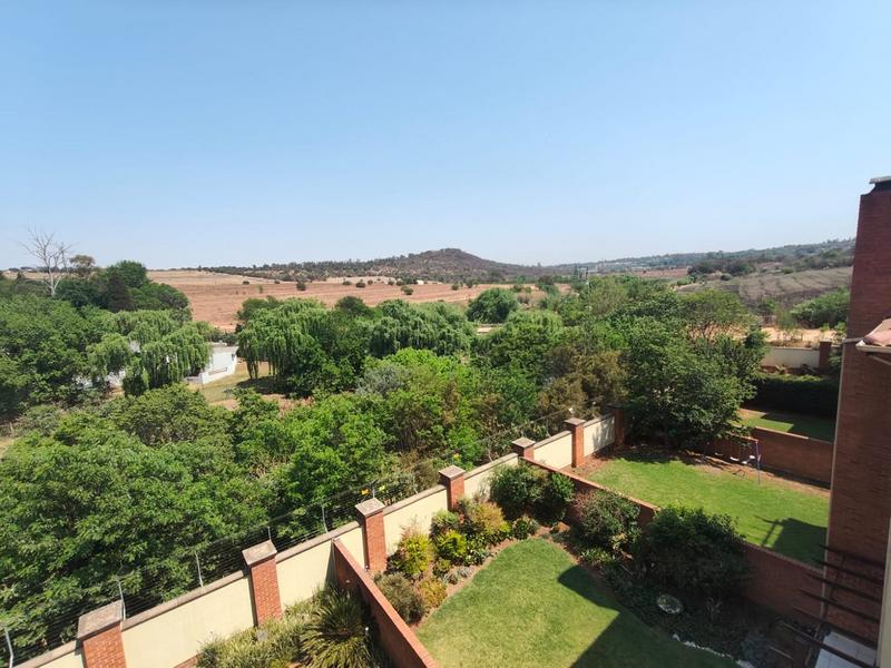 To Let 2 Bedroom Property for Rent in Sunninghill Gauteng