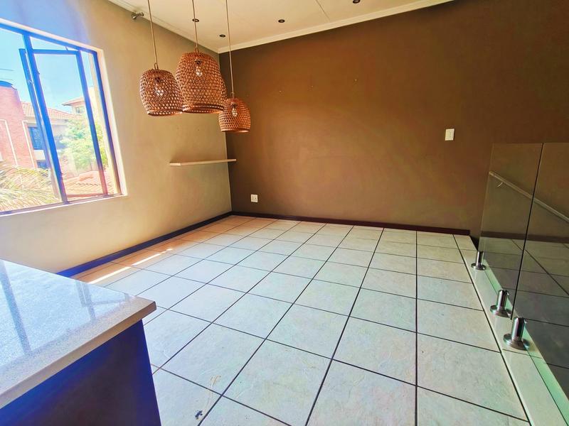 To Let 2 Bedroom Property for Rent in Sunninghill Gauteng