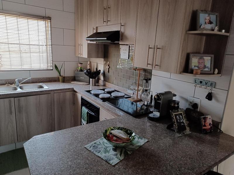 2 Bedroom Property for Sale in Meyersdal Gauteng