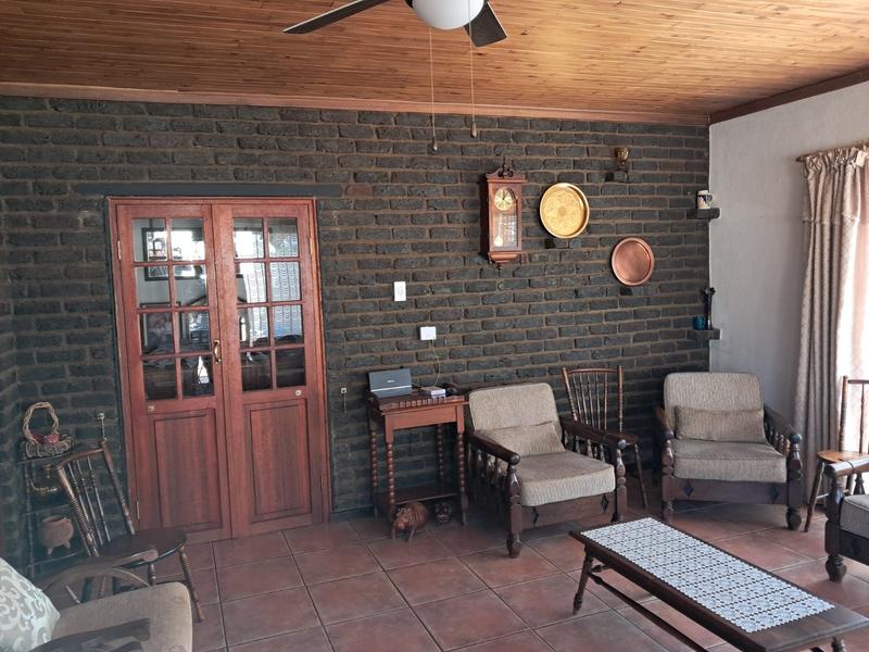 4 Bedroom Property for Sale in Golf Park Gauteng