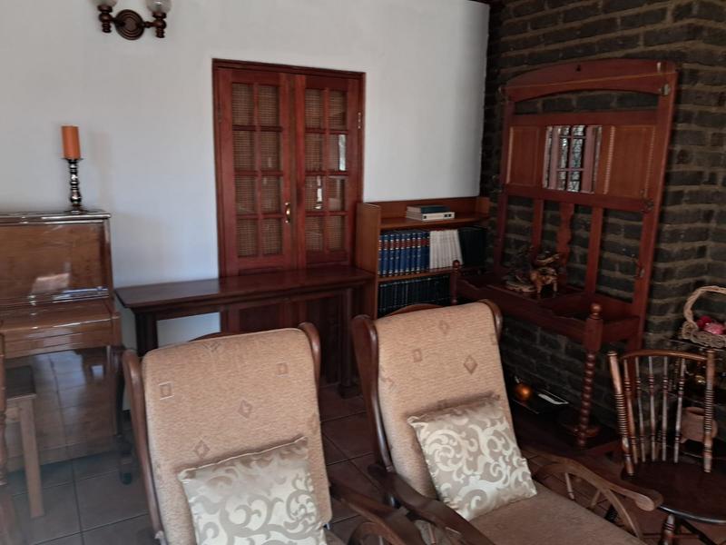 4 Bedroom Property for Sale in Golf Park Gauteng