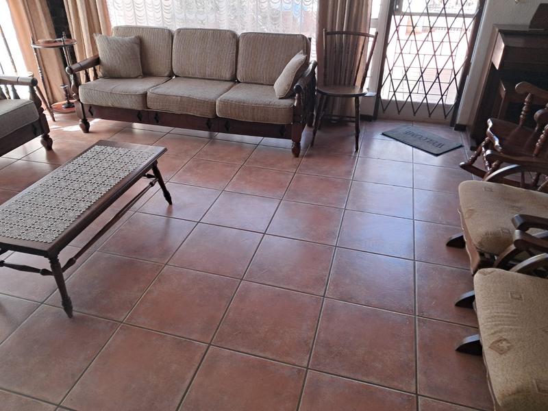 4 Bedroom Property for Sale in Golf Park Gauteng