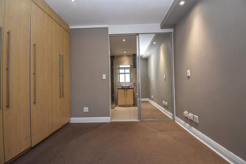 1 Bedroom Property for Sale in Sandown Gauteng