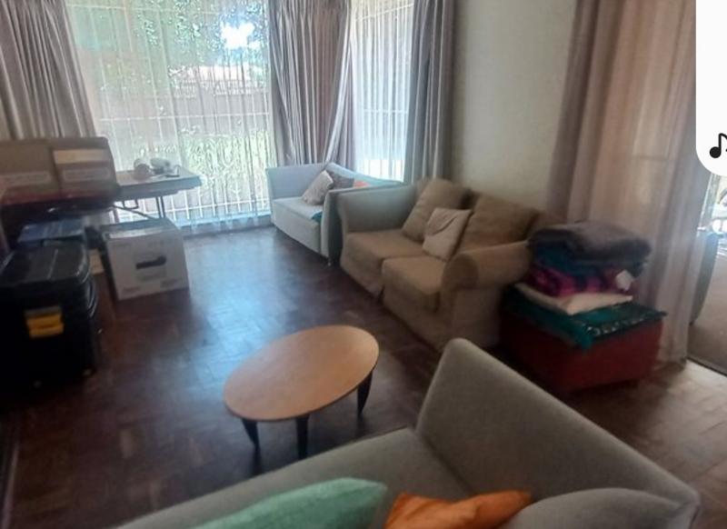 To Let 3 Bedroom Property for Rent in Roosevelt Park Gauteng