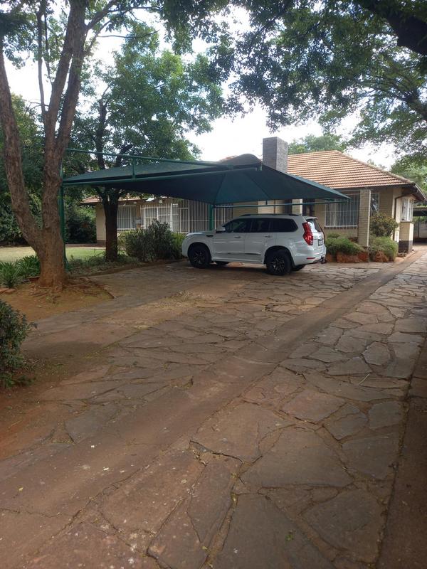 To Let 3 Bedroom Property for Rent in Roosevelt Park Gauteng