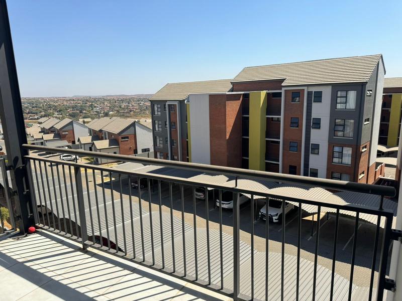 To Let 2 Bedroom Property for Rent in Amberfield Gauteng