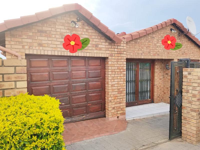 4 Bedroom Property for Sale in Klipfontein View Gauteng