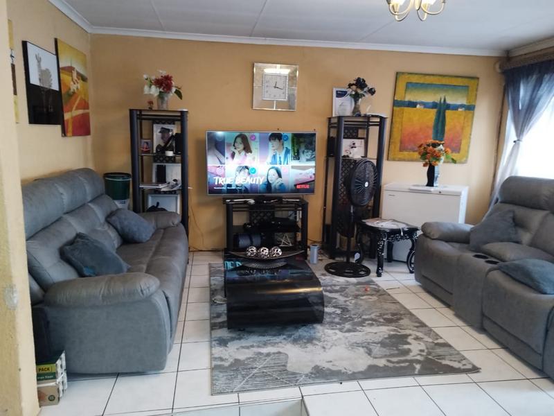 4 Bedroom Property for Sale in Klipfontein View Gauteng