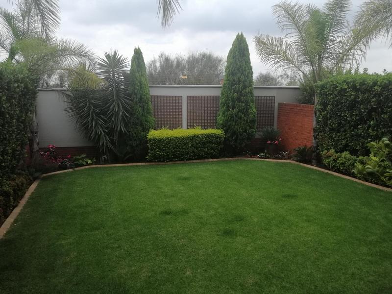 To Let 2 Bedroom Property for Rent in Solheim Gauteng