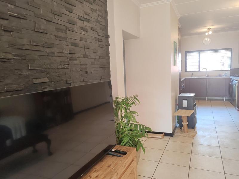 To Let 2 Bedroom Property for Rent in Solheim Gauteng