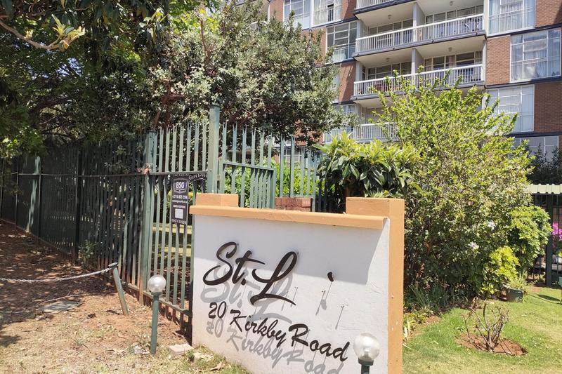 2 Bedroom Property for Sale in Bedford Gardens Gauteng