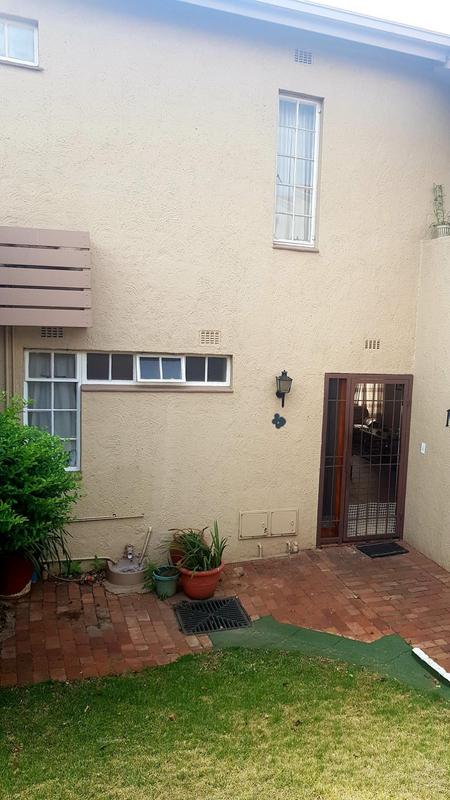 2 Bedroom Property for Sale in Bedford Park Gauteng