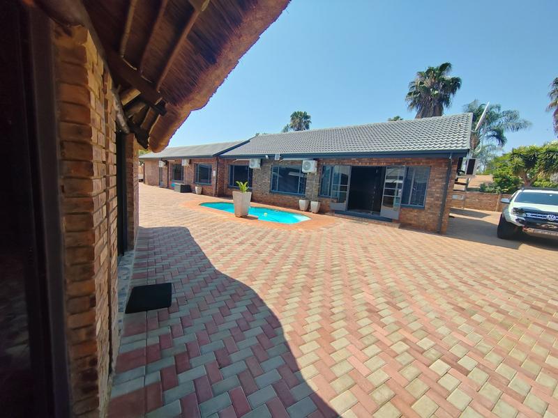 4 Bedroom Property for Sale in Doornpoort Gauteng