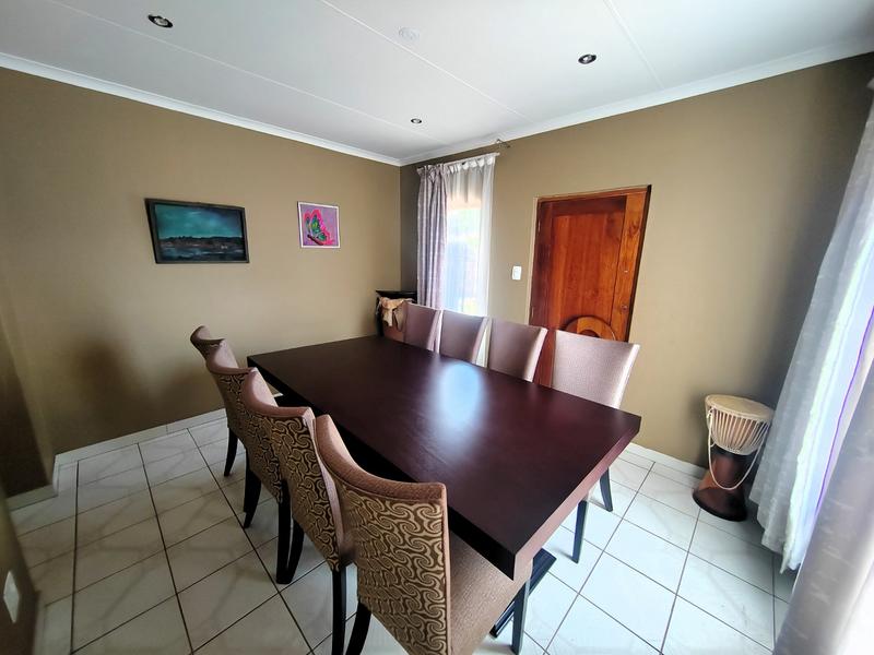 4 Bedroom Property for Sale in The Orchards Gauteng