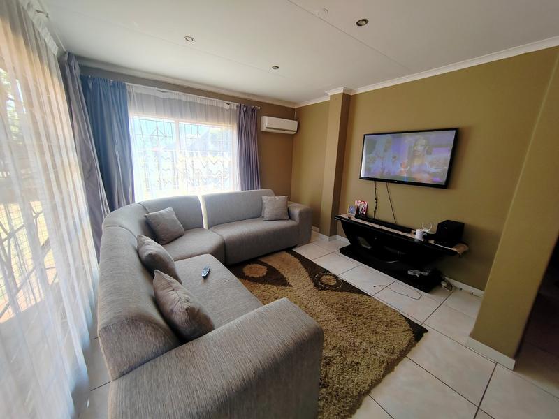 4 Bedroom Property for Sale in The Orchards Gauteng