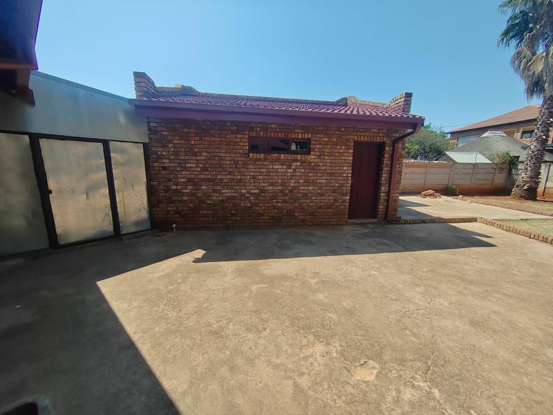 4 Bedroom Property for Sale in The Orchards Gauteng