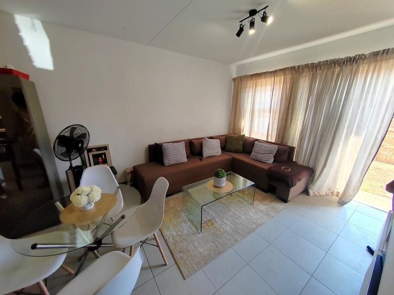 2 Bedroom Property for Sale in Theresa Park Gauteng