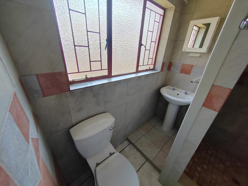 6 Bedroom Property for Sale in Wolmer Gauteng