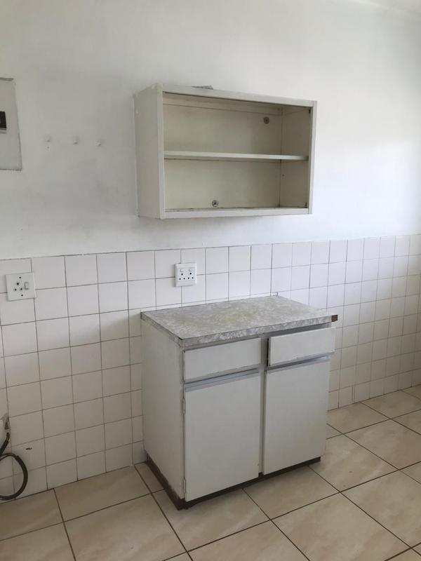 To Let 2 Bedroom Property for Rent in Melville Gauteng