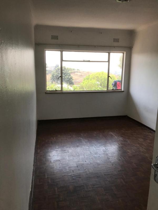 To Let 2 Bedroom Property for Rent in Melville Gauteng