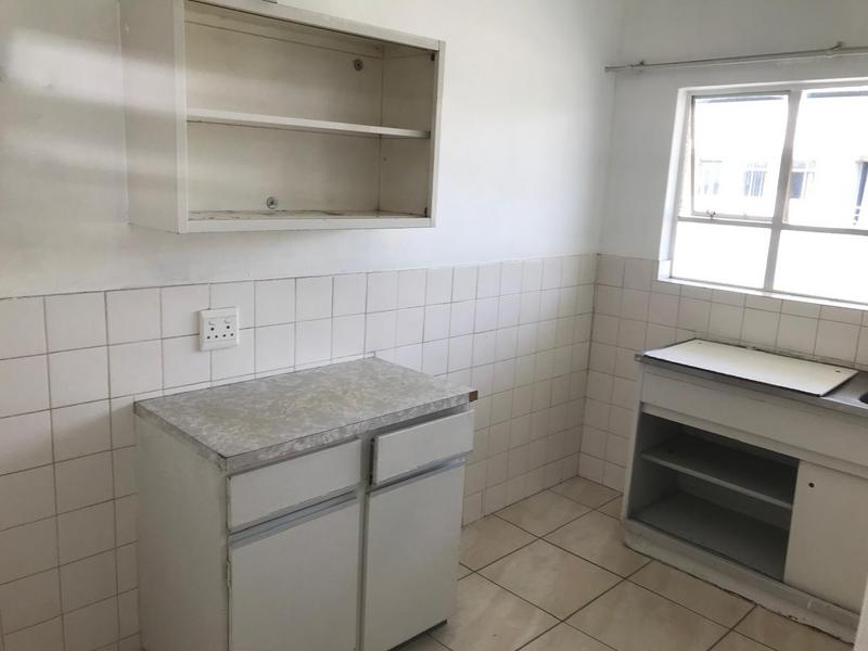 To Let 2 Bedroom Property for Rent in Melville Gauteng