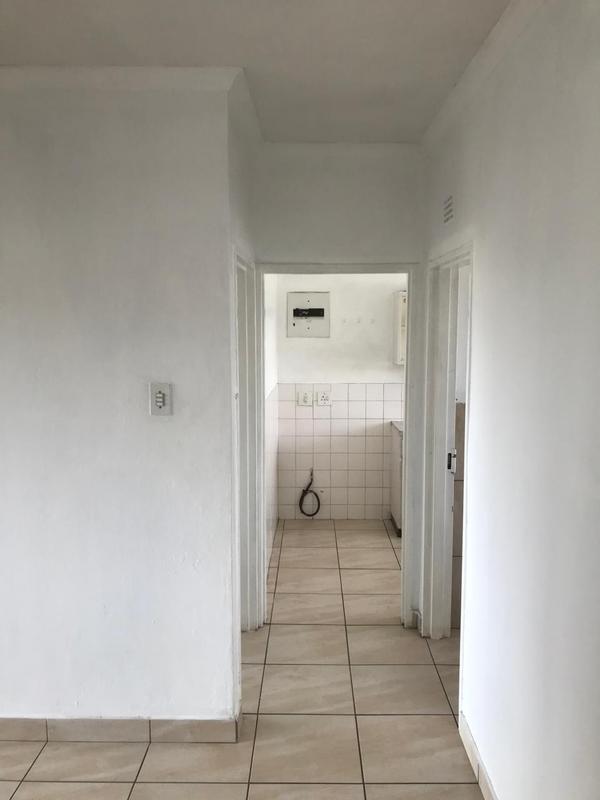 To Let 2 Bedroom Property for Rent in Melville Gauteng