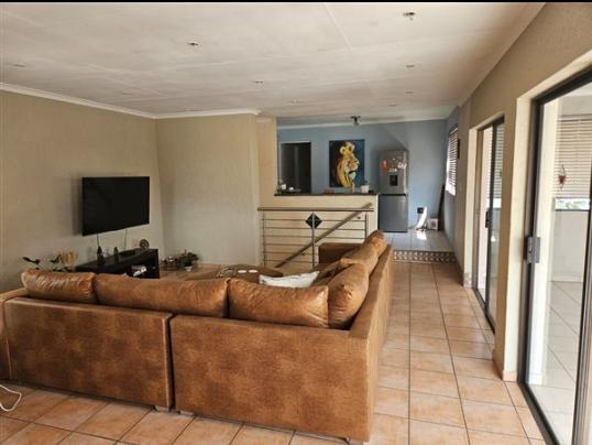 To Let 1 Bedroom Property for Rent in Magaliessig Gauteng