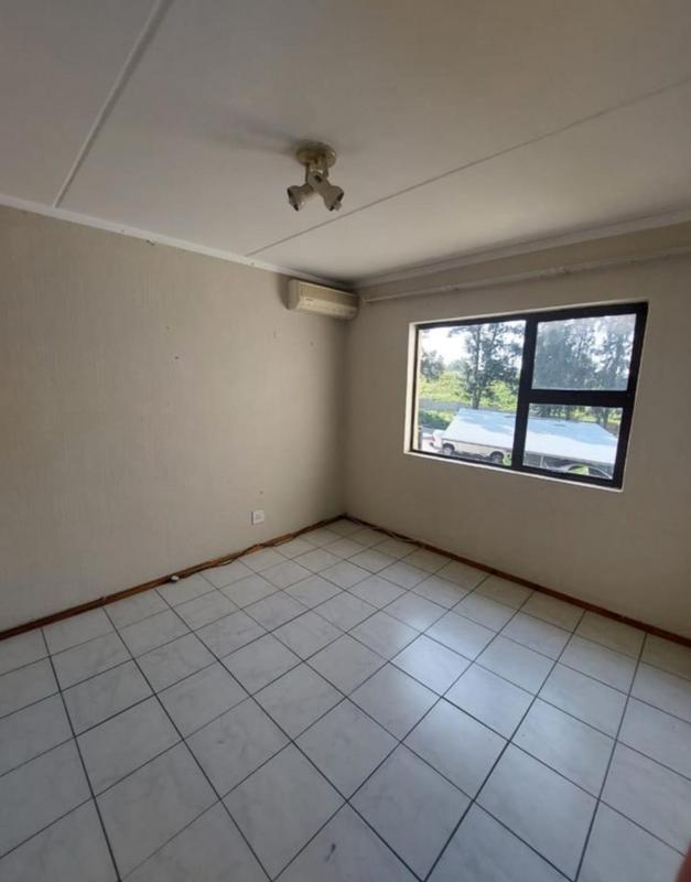 1 Bedroom Property for Sale in Petervale Gauteng