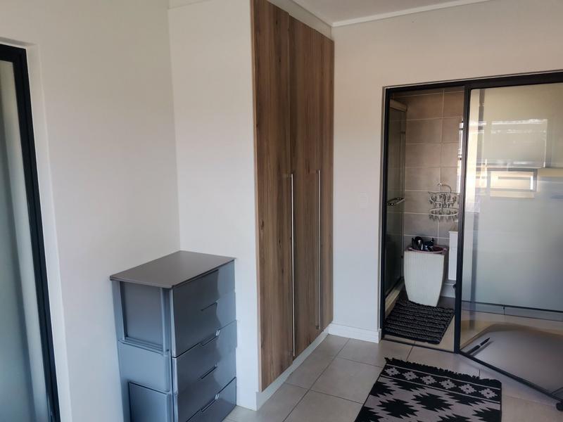 1 Bedroom Property for Sale in Linbro Park Gauteng