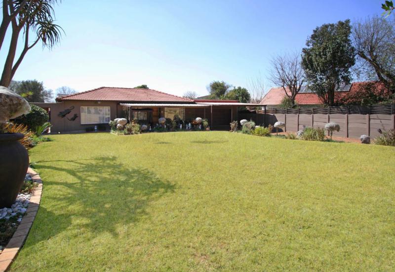 3 Bedroom Property for Sale in Hurlyvale Gauteng