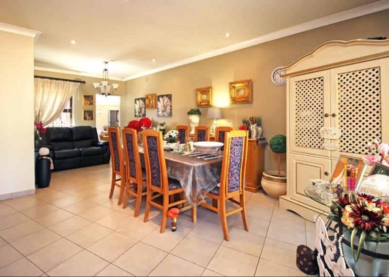 3 Bedroom Property for Sale in Hurlyvale Gauteng